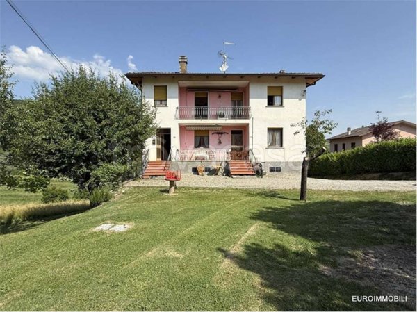 casa indipendente in vendita a Neviano degli Arduini in zona Mediano