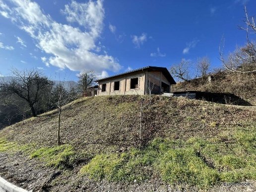 casa indipendente in vendita a Neviano degli Arduini in zona Magrignano