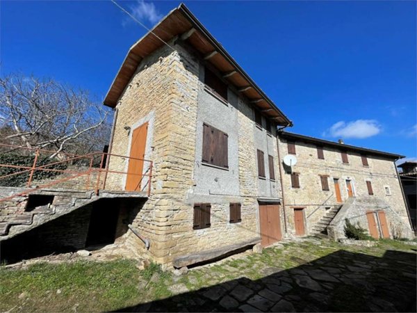 casa indipendente in vendita a Neviano degli Arduini in zona Ceretolo