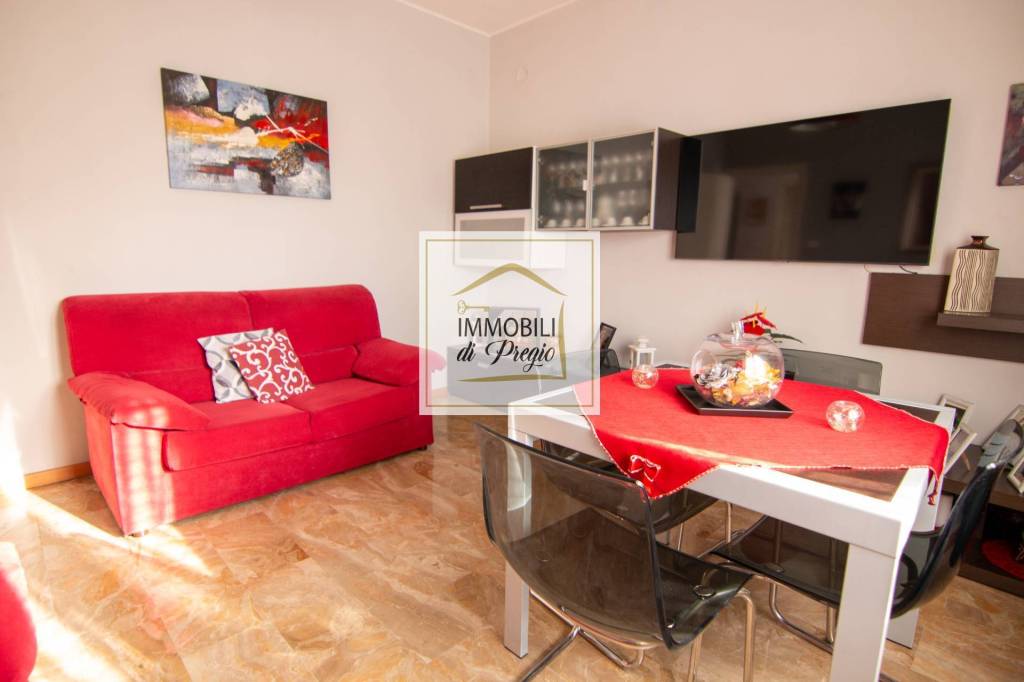 appartamento in vendita a Noceto in zona Ponte Taro