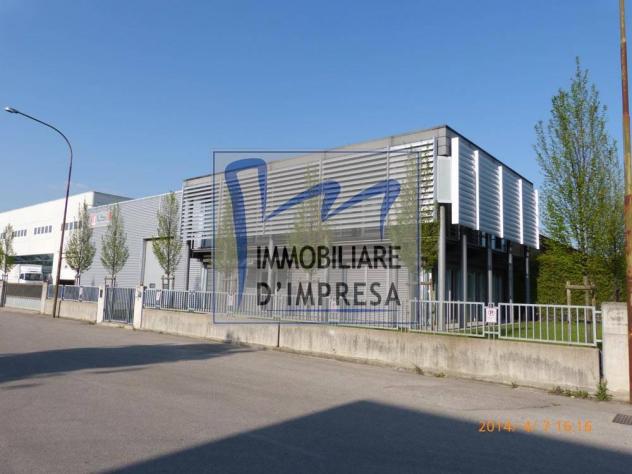 locale commerciale in vendita a Noceto