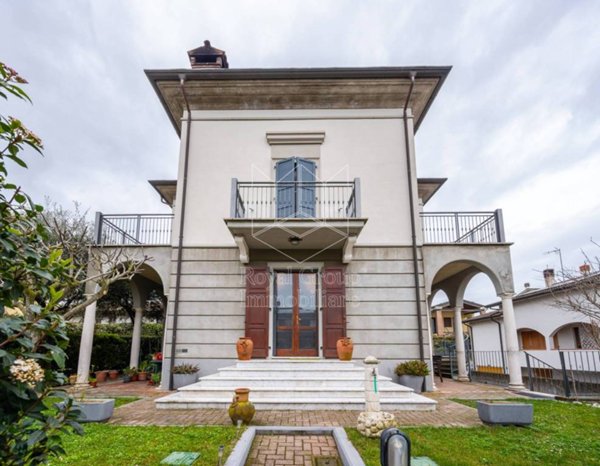 casa indipendente in vendita a Noceto