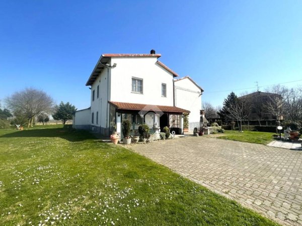 casa indipendente in vendita a Noceto