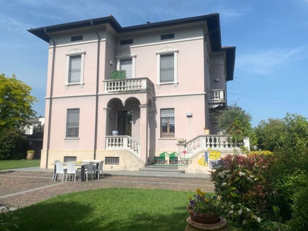 casa indipendente in vendita a Noceto