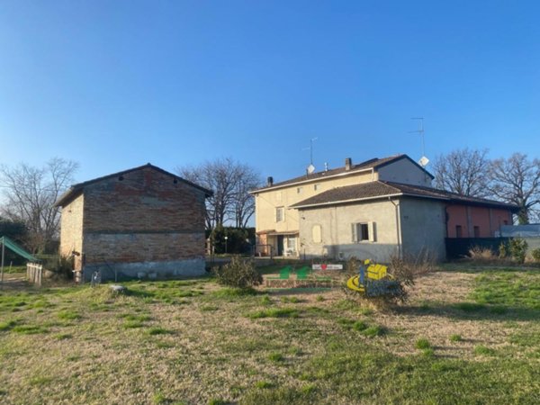 casa indipendente in vendita a Noceto