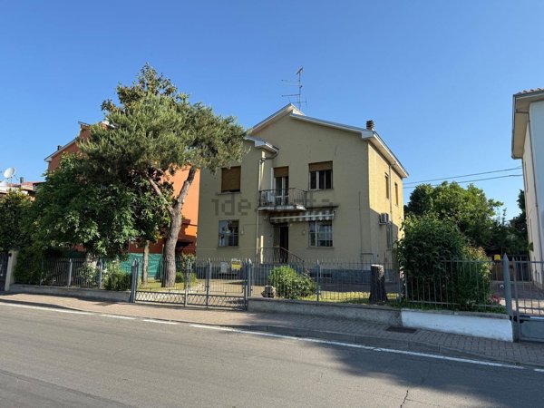 casa indipendente in vendita a Noceto