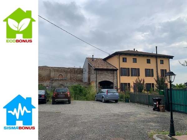 casa indipendente in vendita a Noceto in zona Ponte Taro