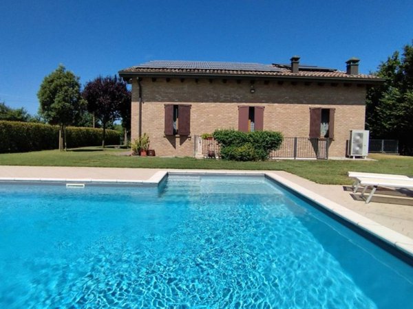 casa indipendente in vendita a Noceto
