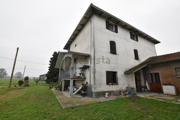 casa indipendente in vendita a Noceto in zona Ponte Taro