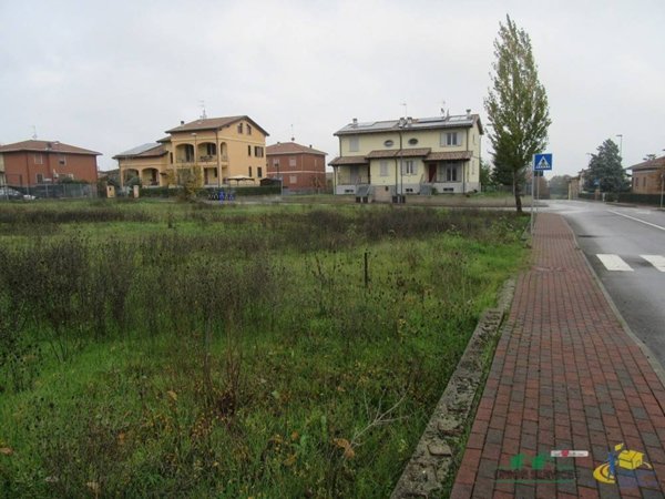 casa indipendente in vendita a Noceto in zona Borghetto
