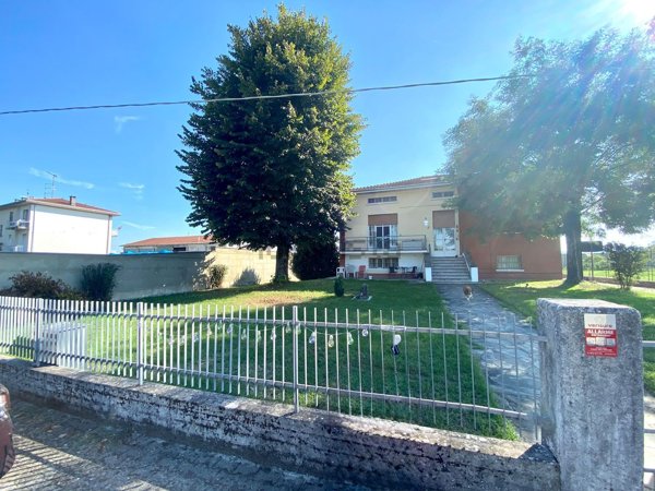 casa indipendente in vendita a Noceto