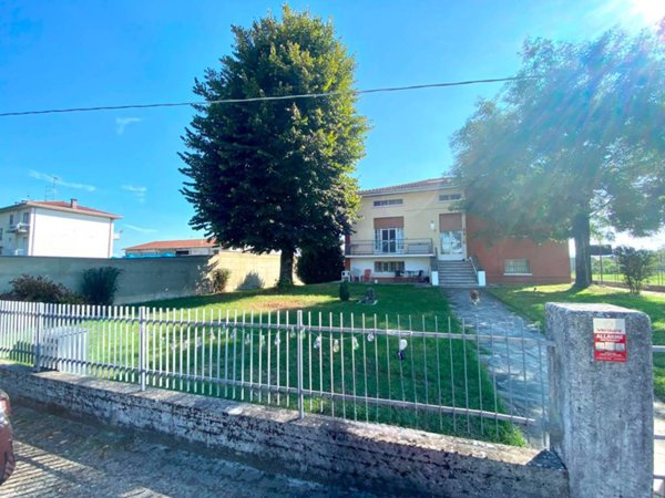 casa indipendente in vendita a Noceto