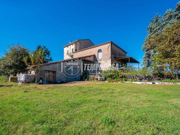 casa indipendente in vendita a Noceto in zona Costa Mezzana