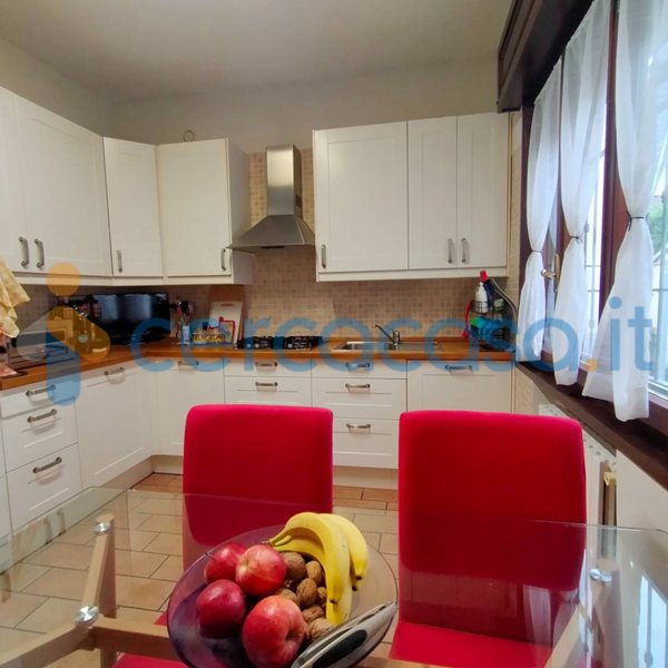 casa indipendente in vendita a Noceto in zona Ponte Taro