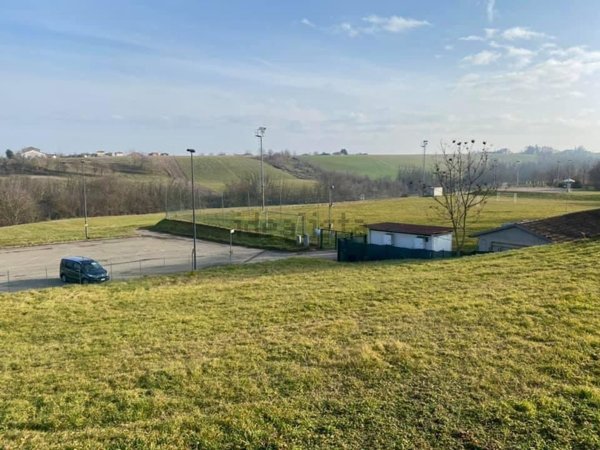 casa indipendente in vendita a Noceto in zona Costa Mezzana