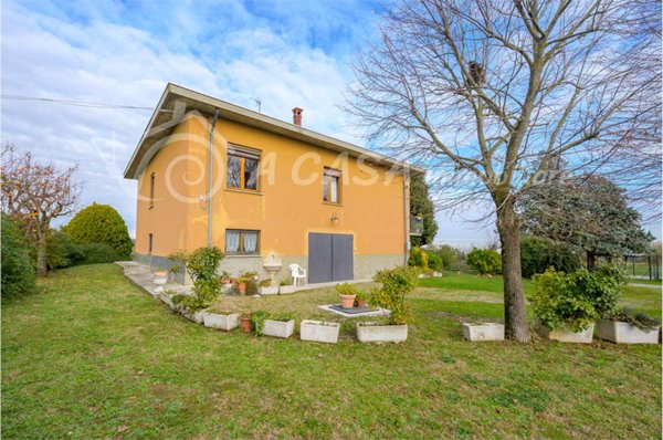 casa indipendente in vendita a Noceto in zona Cella