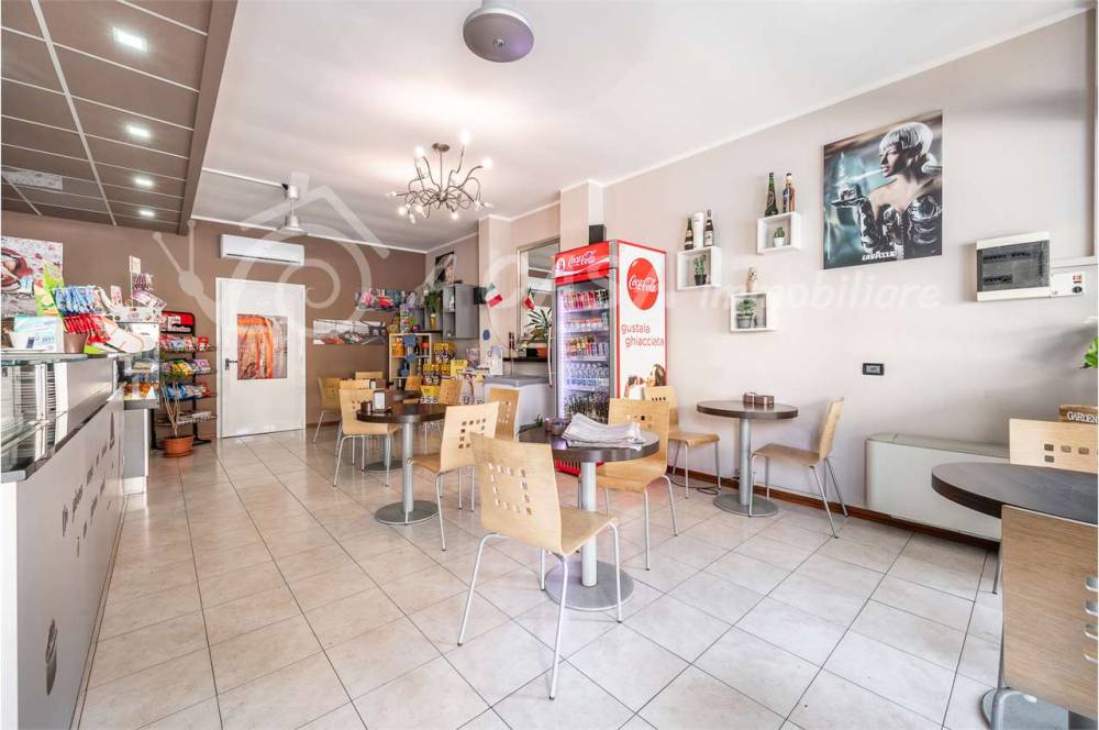 negozio in vendita a Noceto