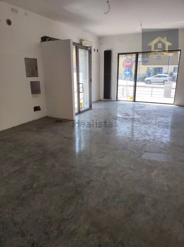 negozio in vendita a Noceto