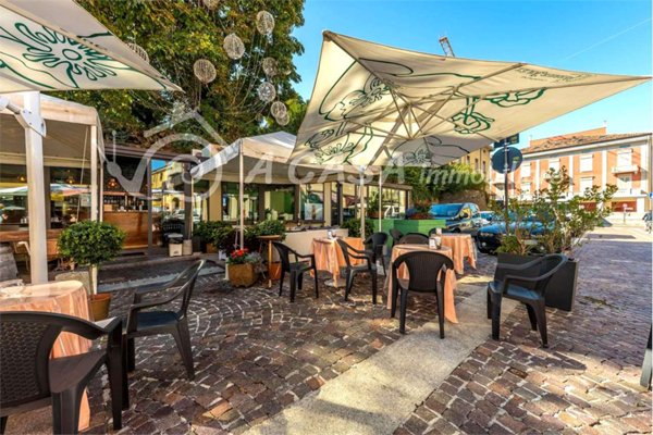 negozio in vendita a Noceto