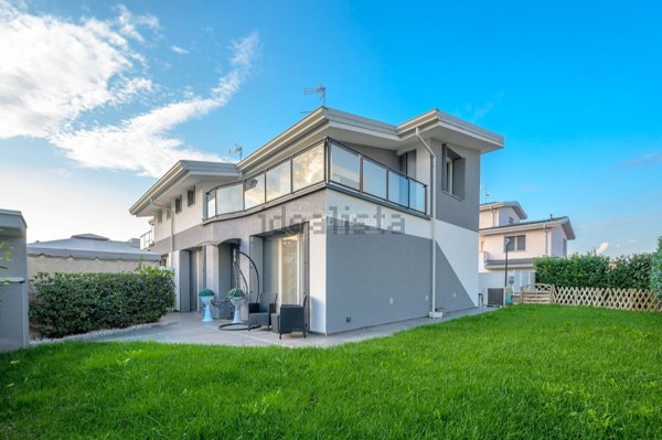 casa indipendente in vendita a Noceto