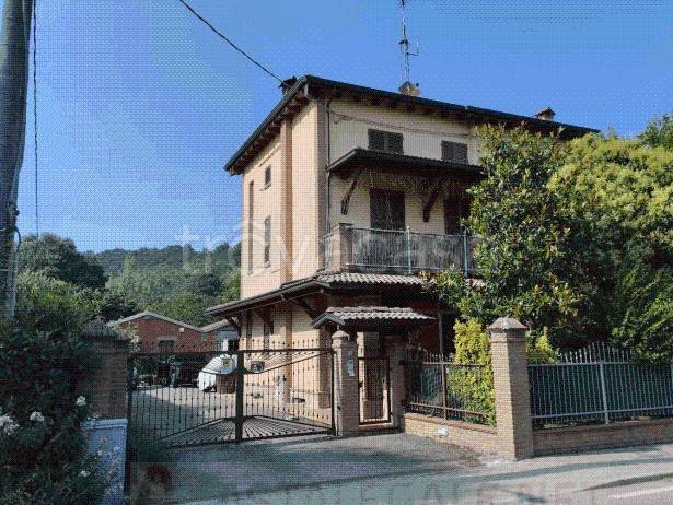 casa indipendente in vendita a Noceto in zona Cella