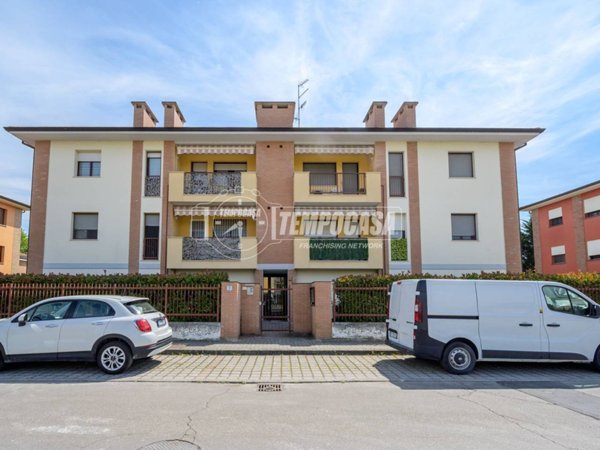 appartamento in vendita a Noceto in zona Ponte Taro
