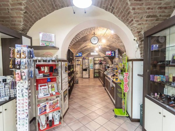 negozio in vendita a Noceto