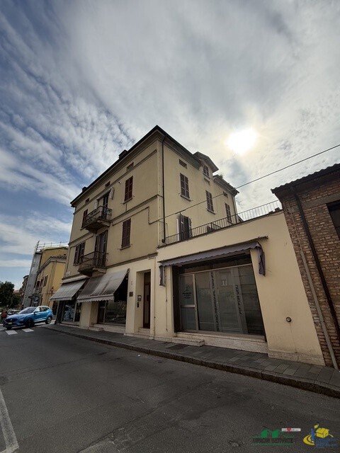 negozio in vendita a Noceto