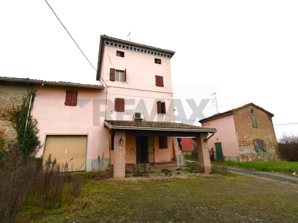 casa indipendente in vendita a Noceto in zona Cella