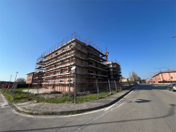 appartamento in vendita a Noceto in zona Ponte Taro