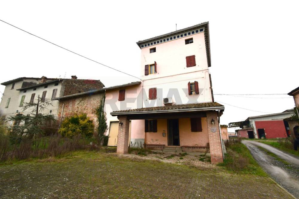 casa indipendente in vendita a Noceto in zona Cella