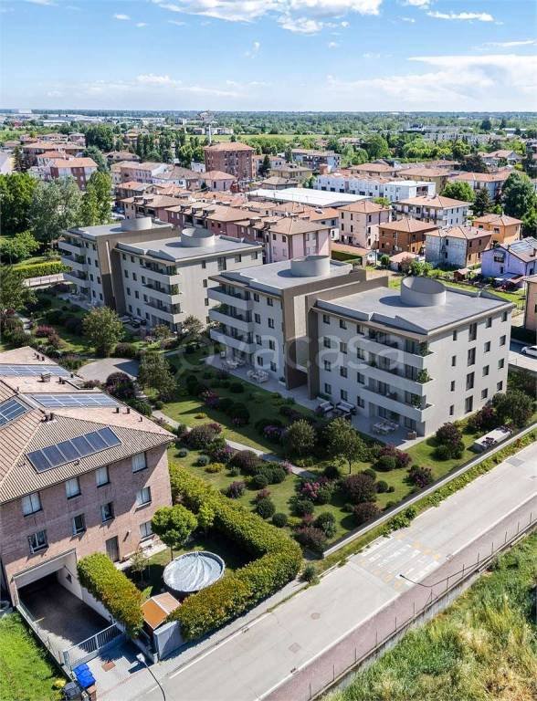 appartamento in vendita a Noceto in zona Ponte Taro