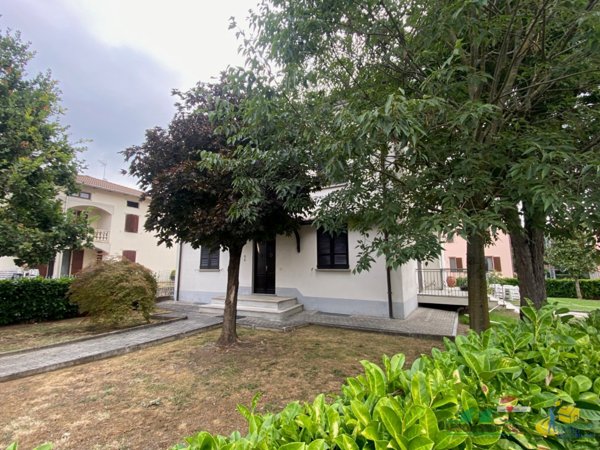 casa indipendente in vendita a Noceto