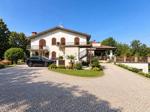 appartamento in vendita a Noceto in zona Costa Mezzana
