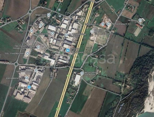 locale commerciale in vendita a Noceto