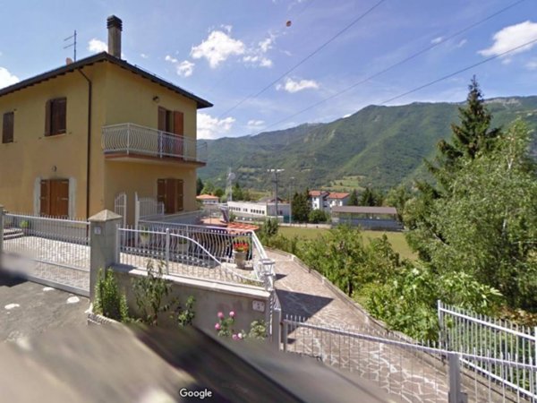 casa indipendente in vendita a Palanzano