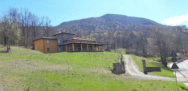 casa indipendente in vendita a Palanzano