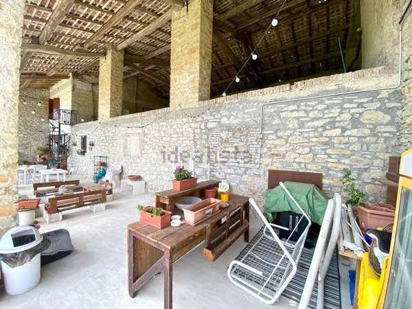 casale in vendita a Palanzano