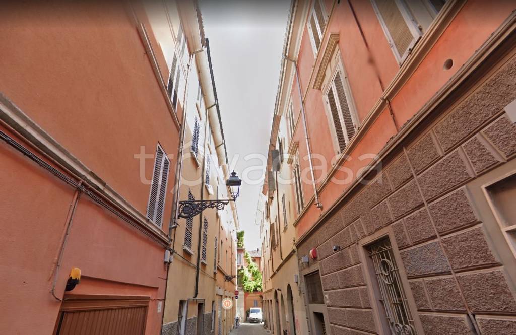 casa indipendente in vendita a Parma in zona Centro Storico