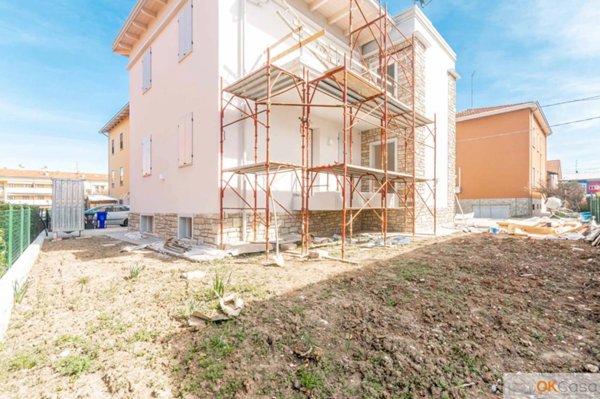 casa indipendente in vendita a Parma in zona Corcagnano