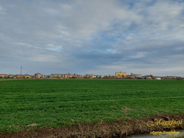 terreno edificabile in vendita a Parma in zona Vicofertile