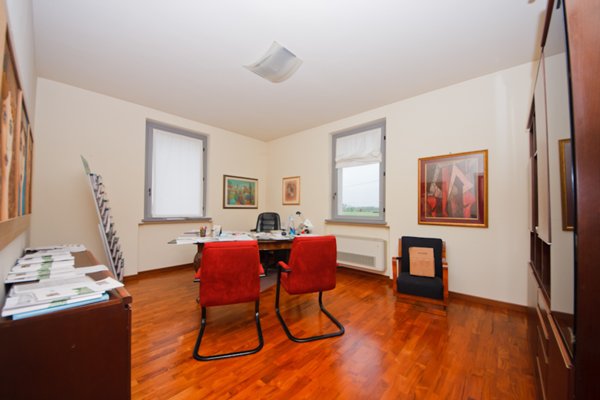 ufficio in vendita a Parma