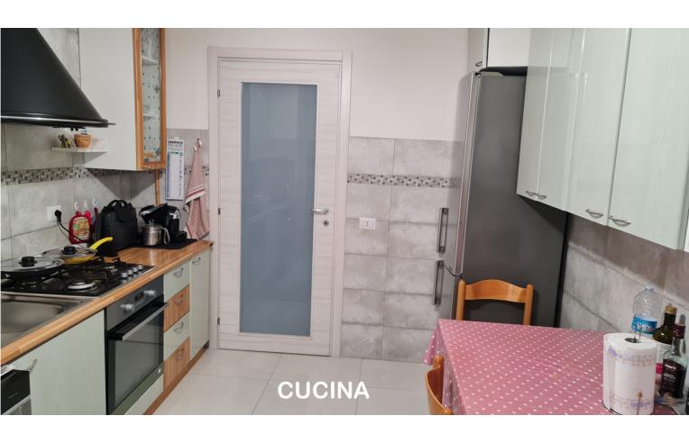 appartamento in vendita a Parma in zona Montanara