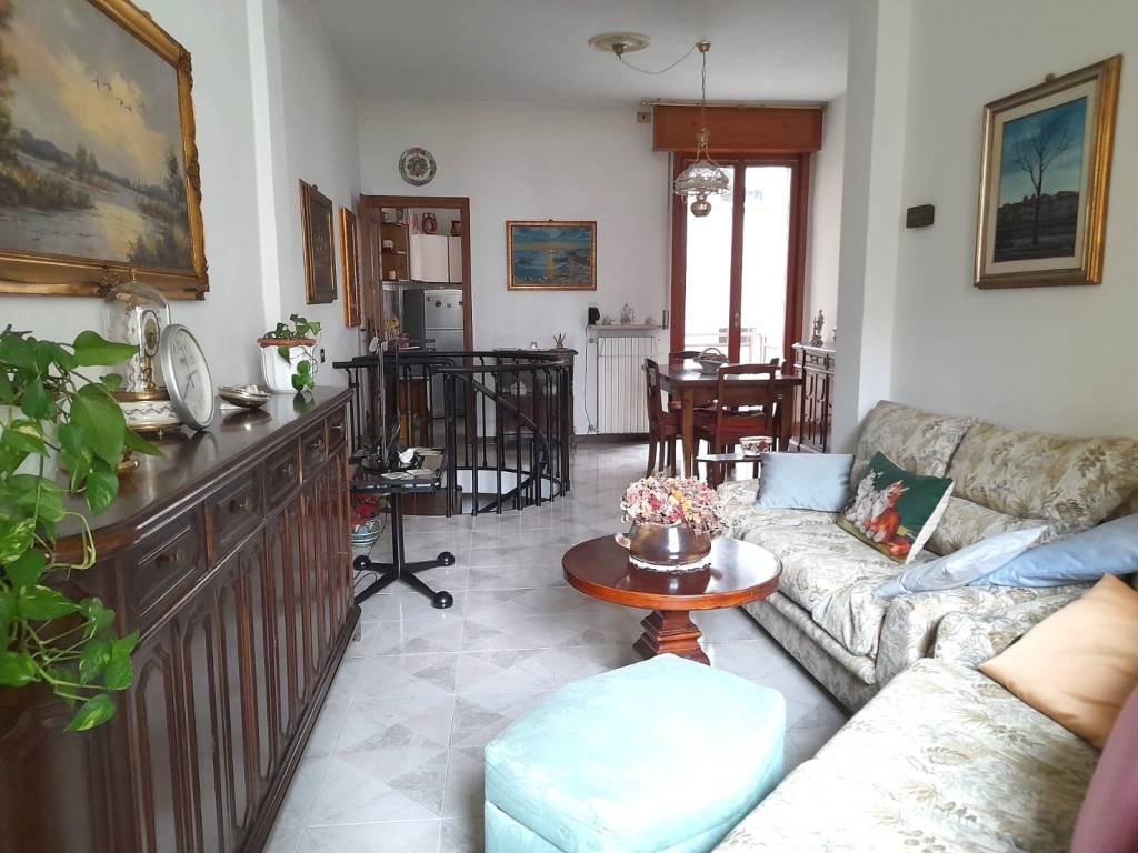 appartamento in vendita a Parma in zona Centro Storico