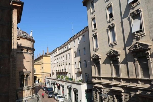 appartamento in vendita a Parma in zona Centro Storico
