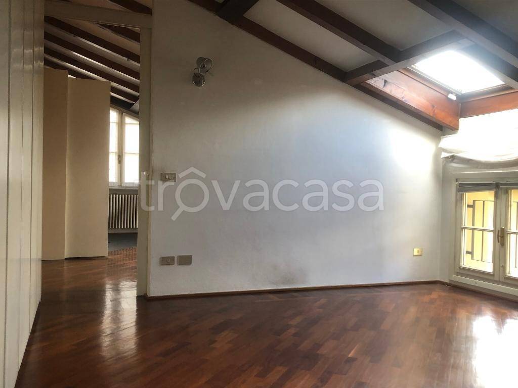 appartamento in vendita a Parma in zona Centro Storico