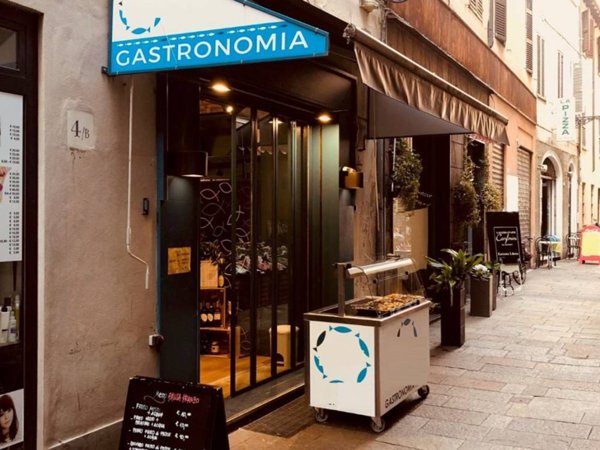 negozio in vendita a Parma