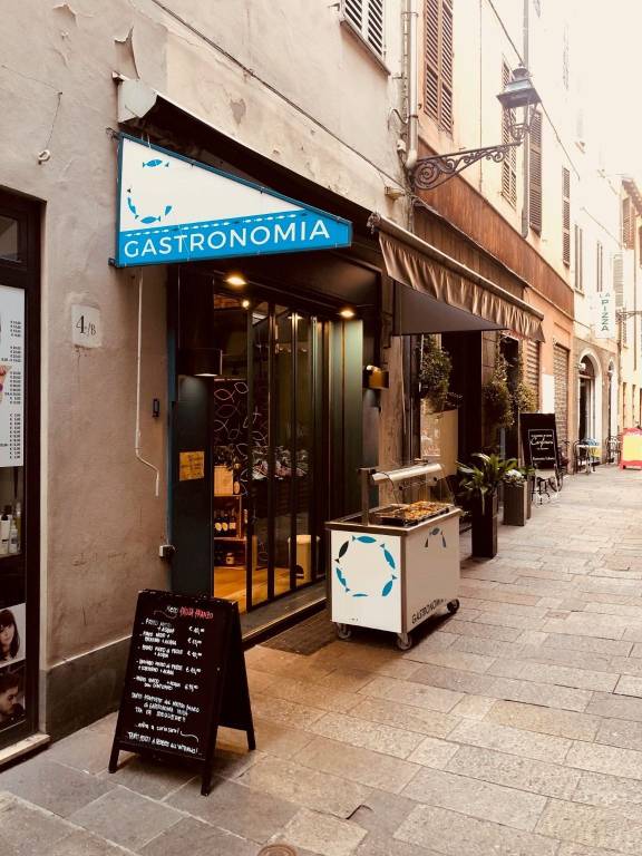 appartamento in vendita a Parma in zona Centro Storico