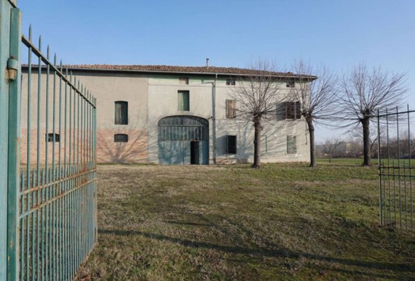 casa indipendente in vendita a Parma in zona San Martino / Paradigna