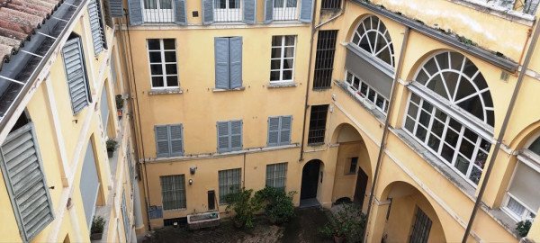 appartamento in vendita a Parma in zona Centro Storico